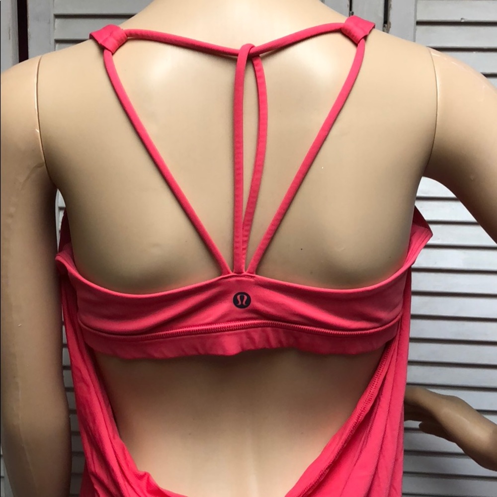 Lululemon - Picture 5 of 8